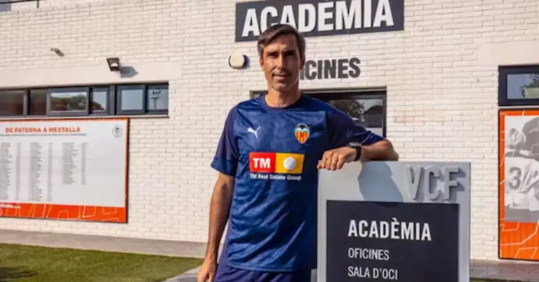 নিহত  ভ্যালেন্সিয়ার কোচ ফার্নান্দো মার্টিন